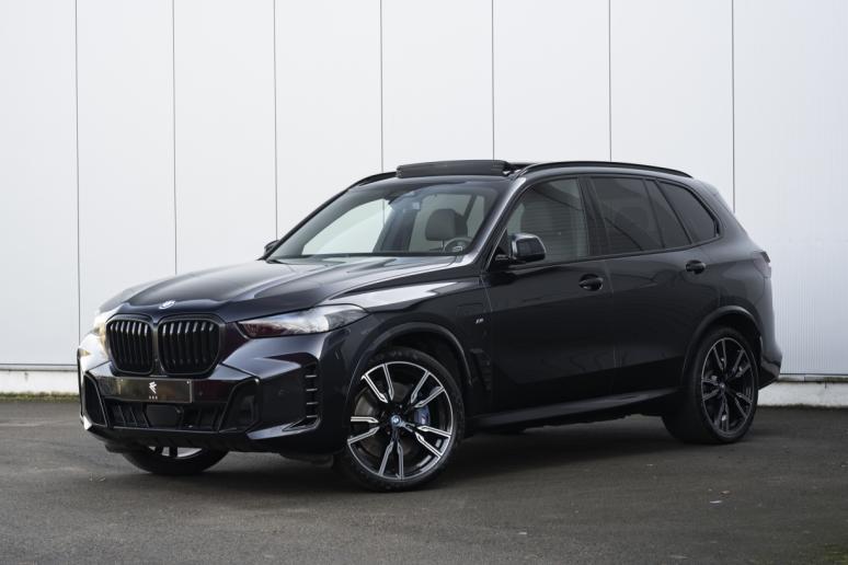 BMW X5 xDrive50e PHEV MSPORT/PANO/VATCAR/BECAR/FULLSPEC