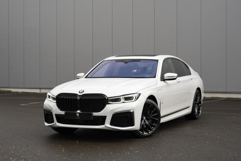BMW 745 e 50GRCO2/MSPORT/PANO/LASER/MASSAGE/KEYLESS/HK